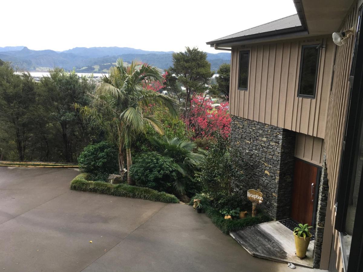 Puka Heights Bed and Breakfast Pauanui Eksteriør billede