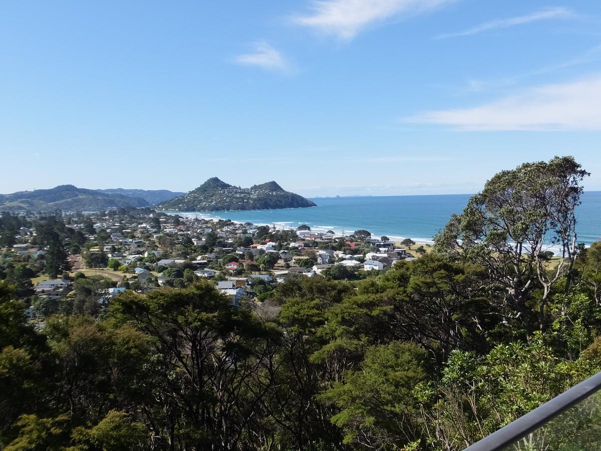 Puka Heights Bed and Breakfast Pauanui Eksteriør billede